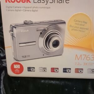 Kodak EasyShare M763 Gray Digital Camera